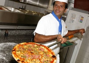 Immigrati: corso gratuito per diventare pizzaioli  - gazzetta d'asti