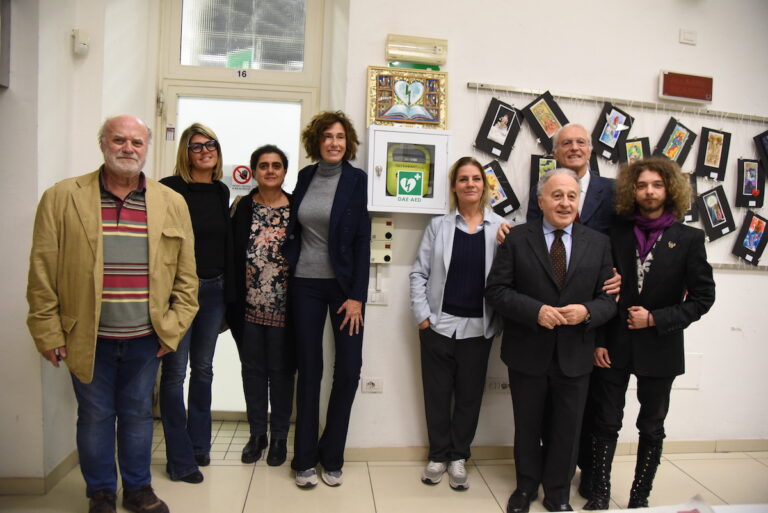 Alla Biblioteca Astense un defibrillatore Dae donato dalla Cna Pensionati