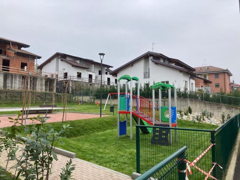 Inaugurata la nuova area verde di strada Laverdina