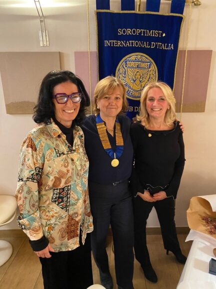 Passaggio della campana al Soroptimist di Asti