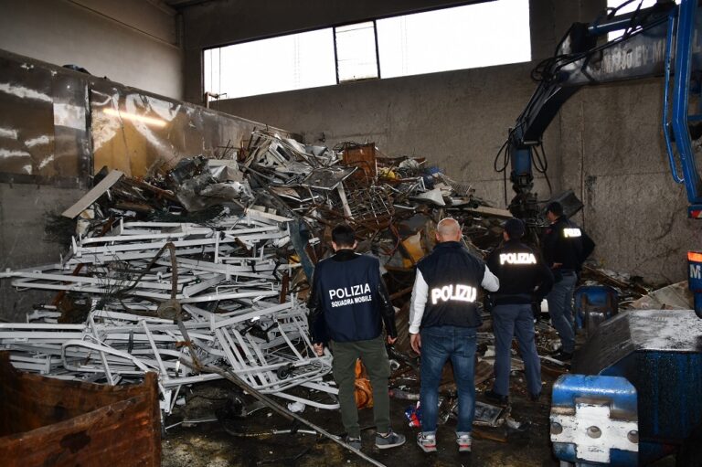 Contrasto allo smaltimento illecito di rifiuti, operazione della Polizia di Stato in provincia di Asti
