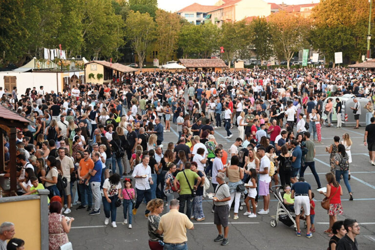 Festival delle Sagre e Douja d’Or: l’ordinanza del sindaco sulla vendita di alcolici