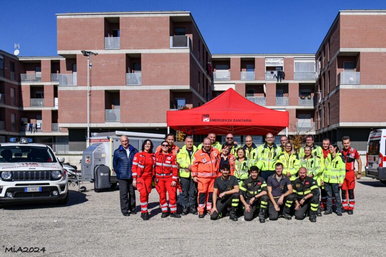 Croce Verde Asti e Protezione Civile Città di Asti presenti all’esercitazione interforze sul Tanaro