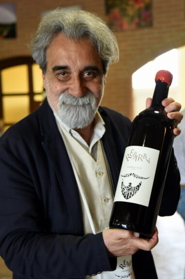 Una Barbera d’Asti affinata in musica dal maestro Vessicchio