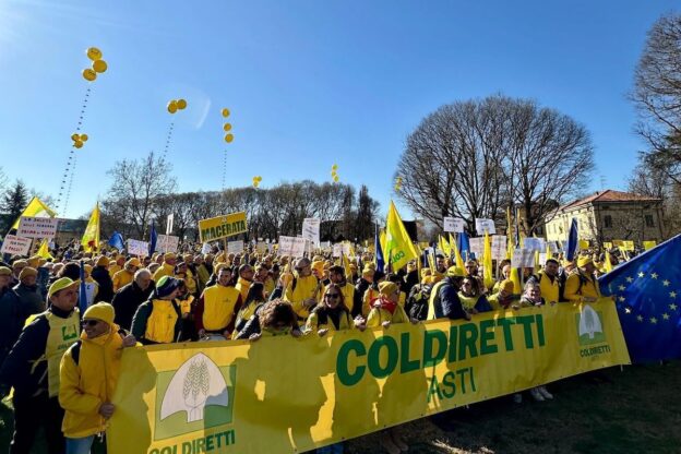 Oltre settecento agricoltori astigiani a Parma